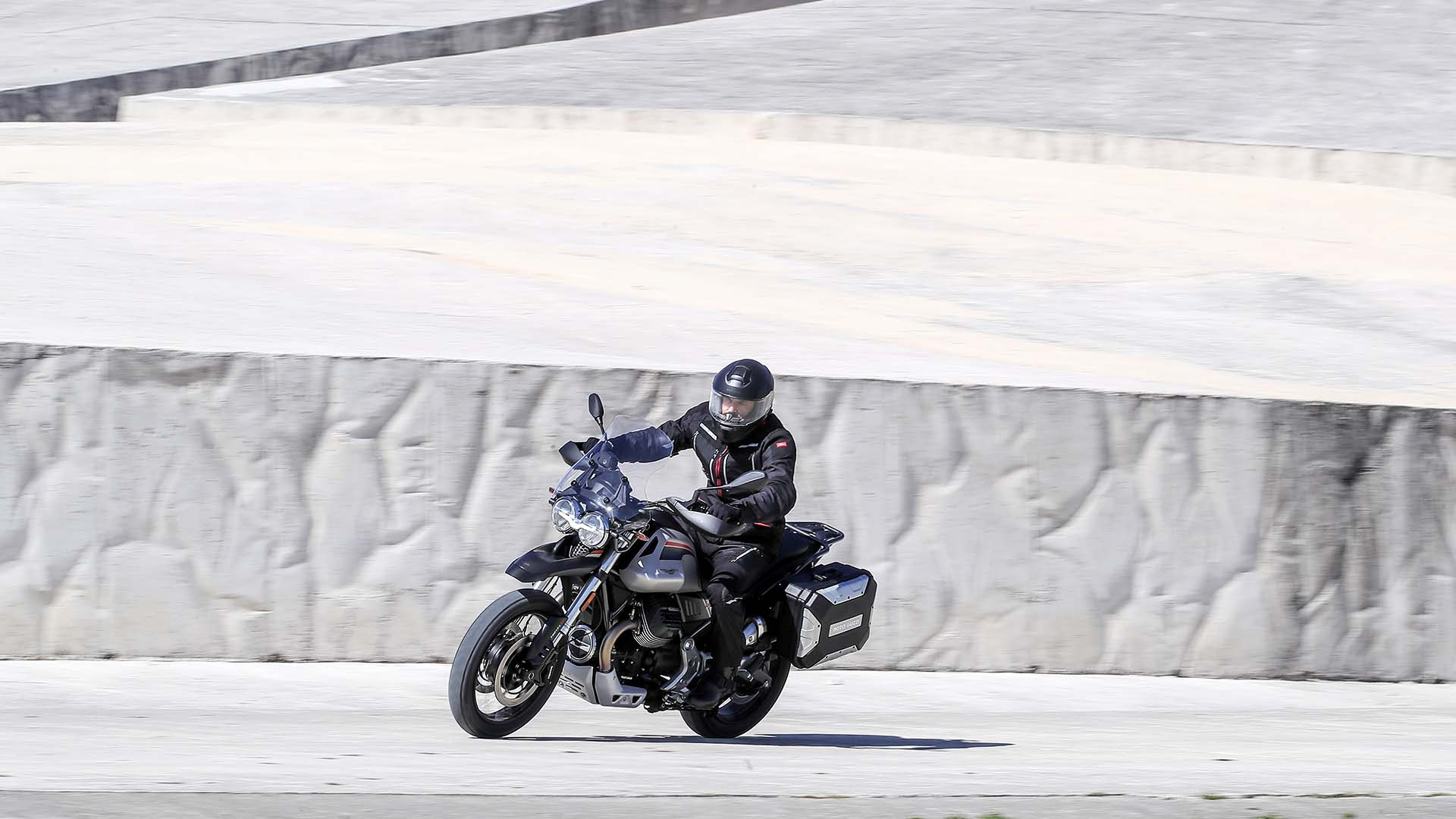 Moto Guzzi Adventure Touring Helmet V85TT Black